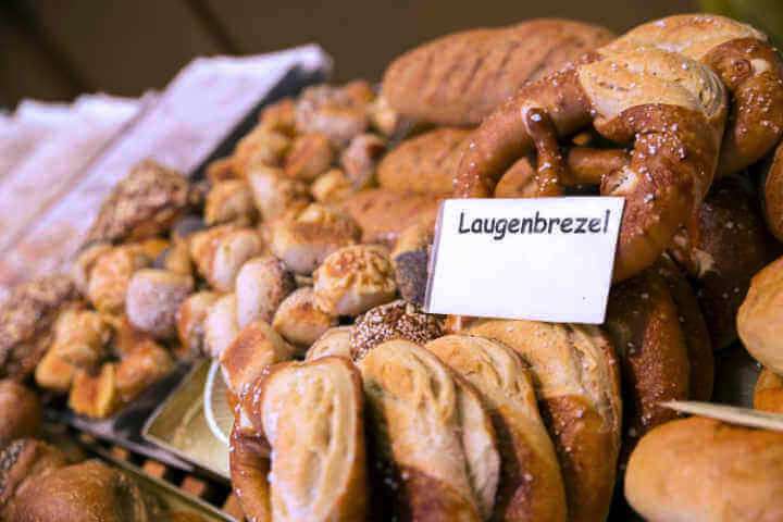 Spezialitäten der Bäckerei und Konditorei W. Soumagne GmbH in Neuss